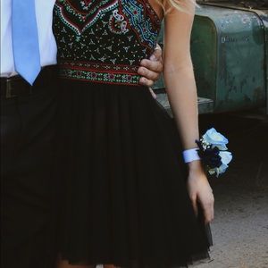 Sherrie Hill Short Formal